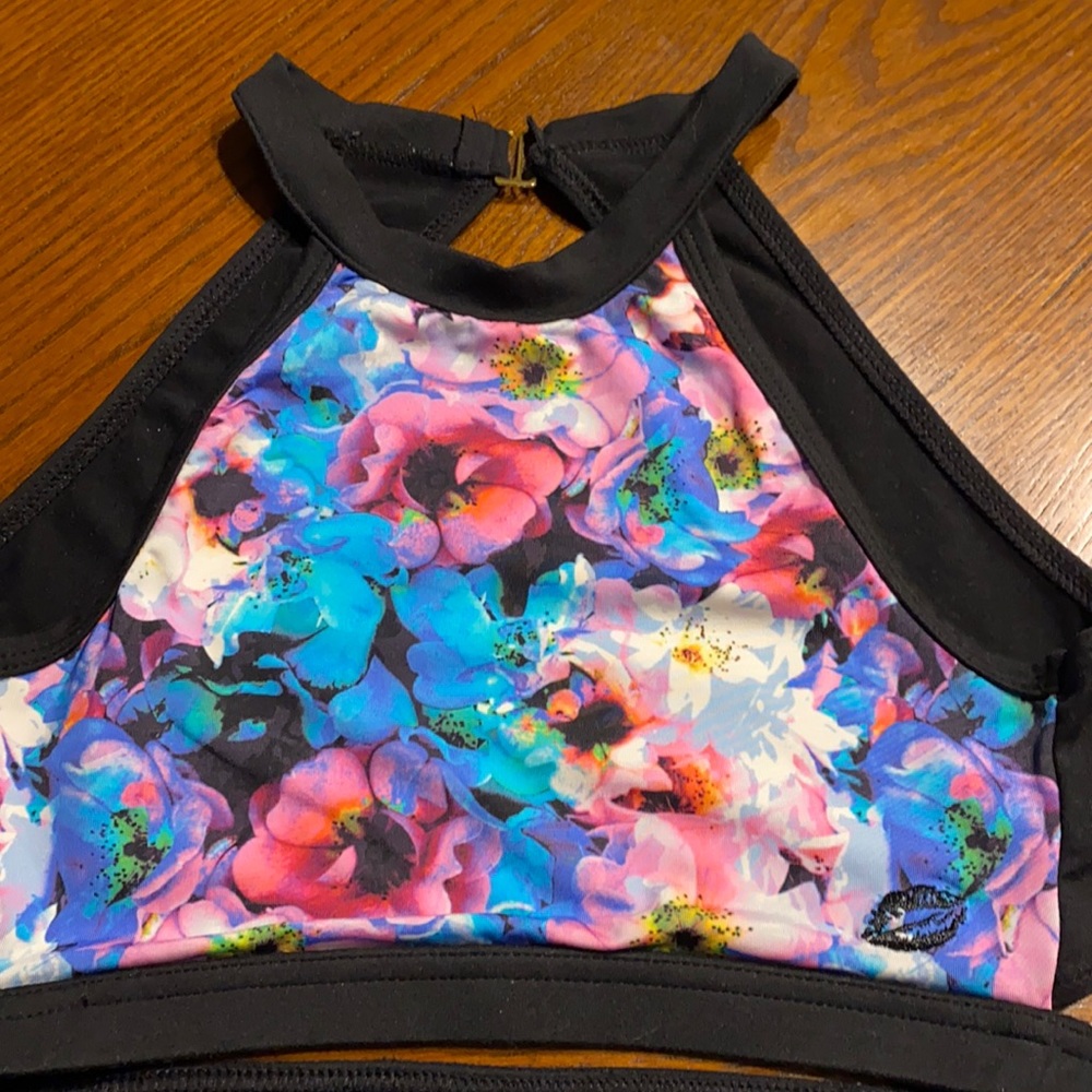Dance halter